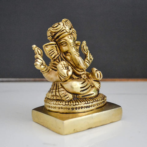 Brass Ganpati Idols Statue for Home Pooja 
